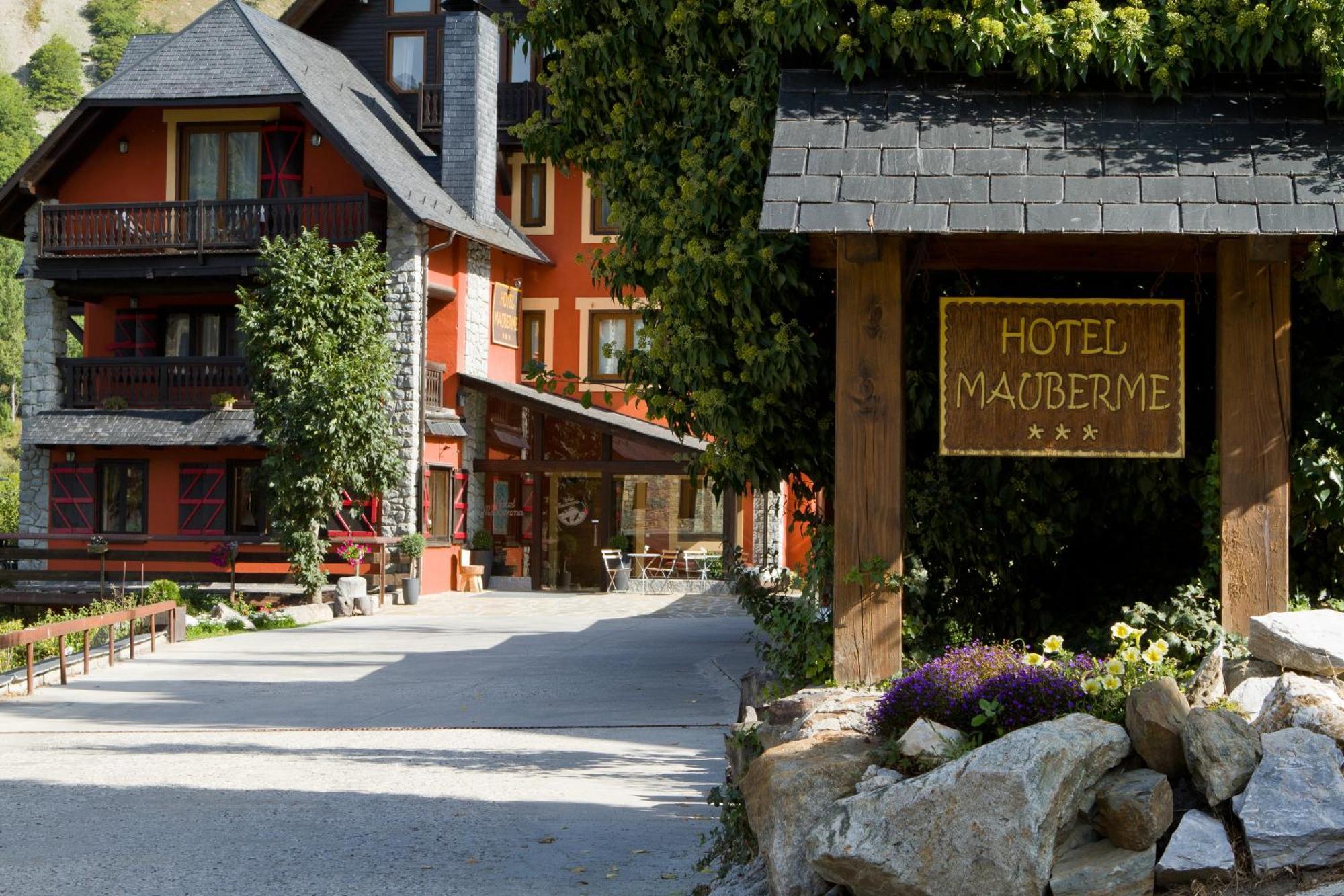Mauberme Mountain Boutique Hotel ซาลาร์ดู ภายนอก รูปภาพ